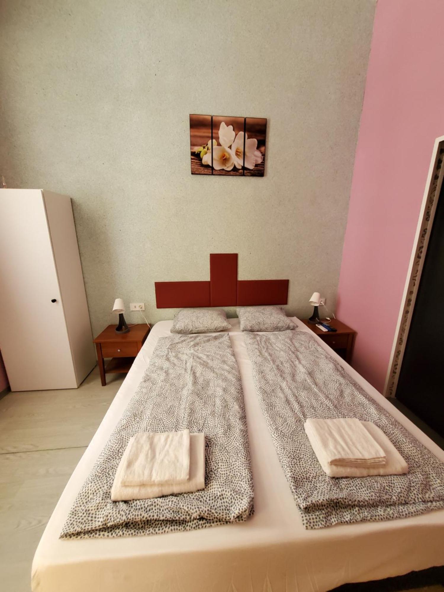 Klauzal Party Apartments Budapeszt Zewnętrze zdjęcie